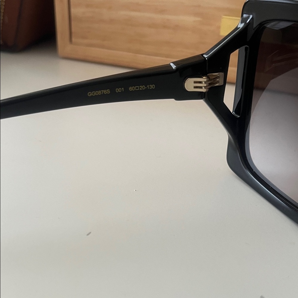 Gucci Black Square Sunglasses with Gold Double-G Accent - Picture 2 of 5